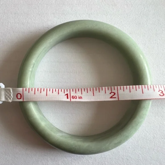 Authentic Jade bracelet - Picture 4 of 8